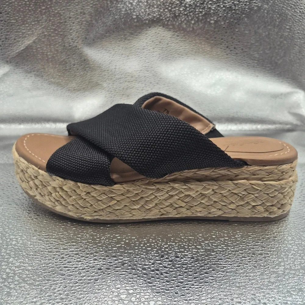 Universal Thread Black Crisscross Espadrille Platform Sandals Womens 7.5